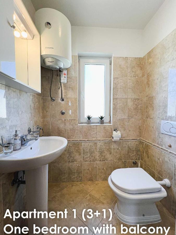 Sunshine Apartments Funtana With Balcony And Sea View Екстер'єр фото